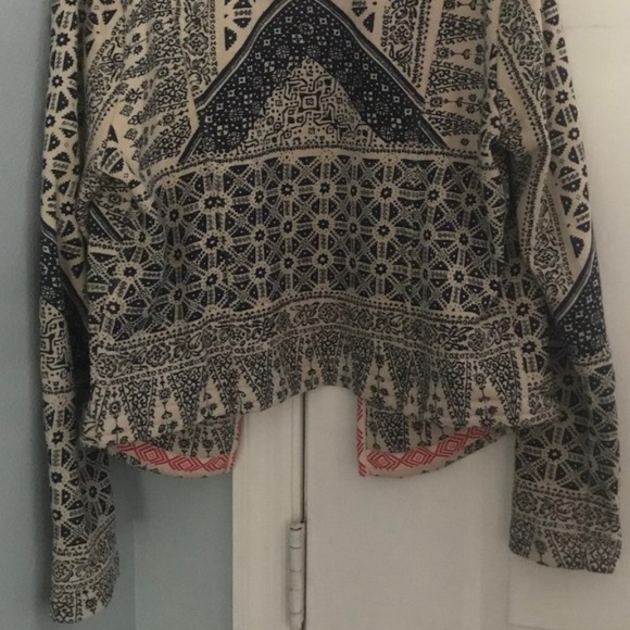 | Lucky Lotus | Make an Offer | Blue & Cream Cardigan Size L - Picture 4 of 6